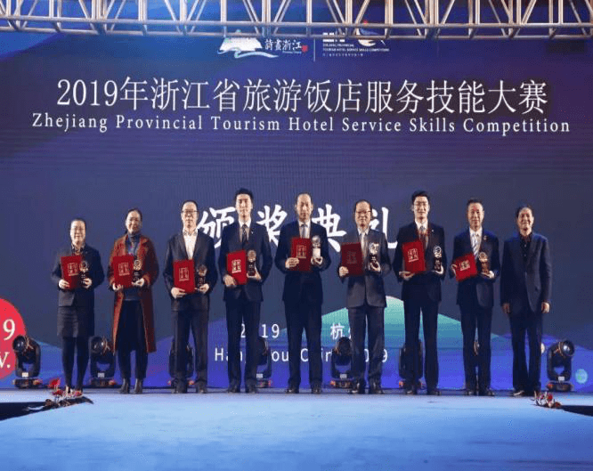 铜仁市数据职业学校西席人才引进，德才兼备