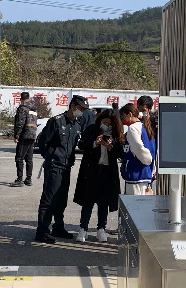 总务后勤处起劲做好校园春季学期学生返校疫情防控和清静隐患排查事情