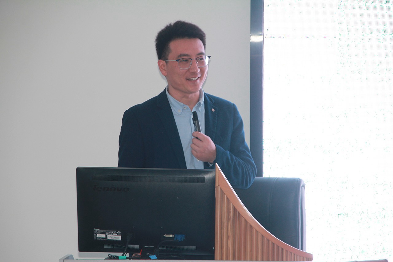 王展才副教授到我？贵锏盐幕沧