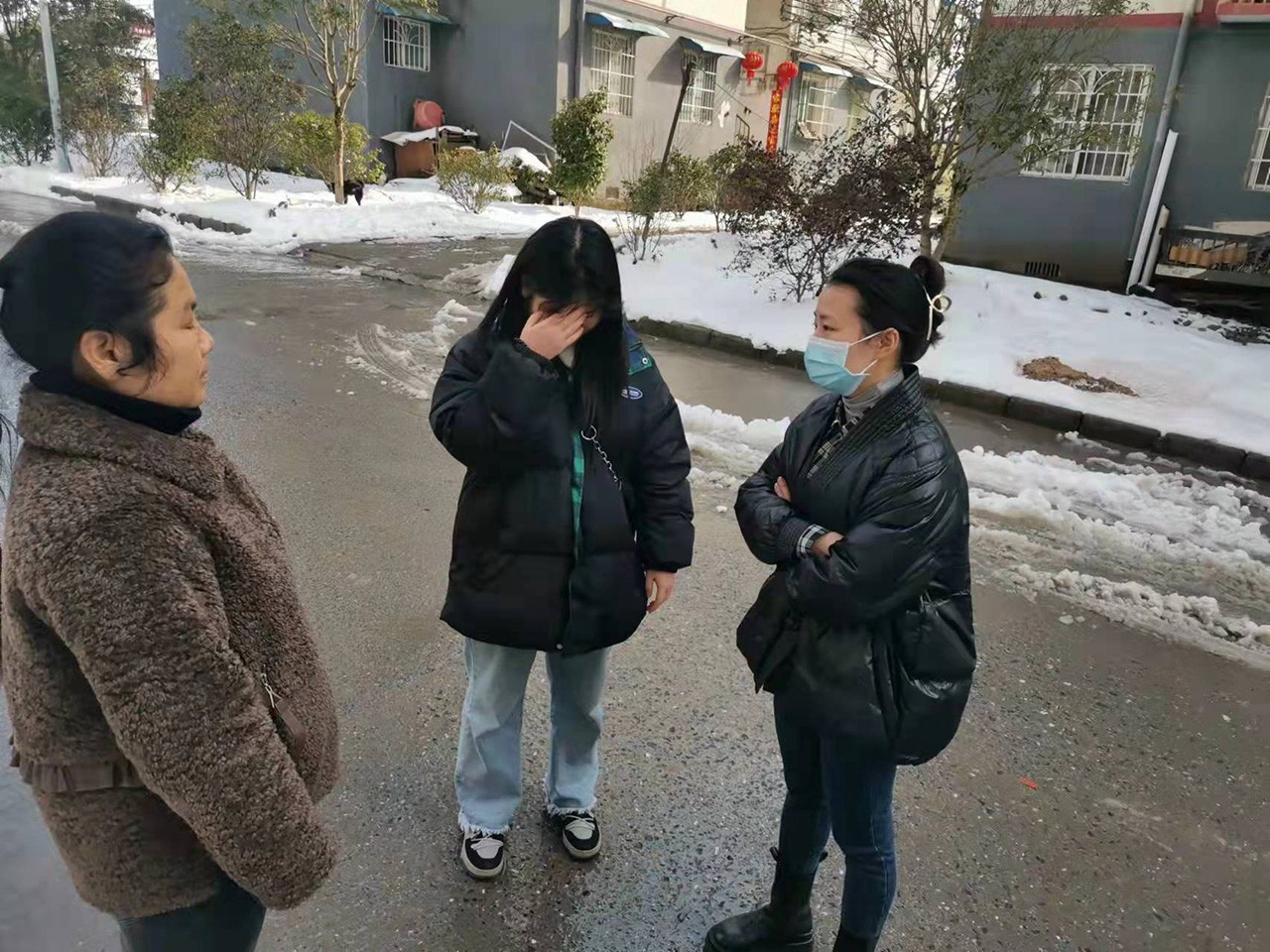 校务委员刘文武组织召开学生校园清静事情会